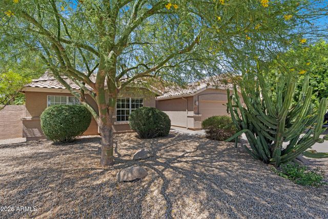 4236 E MILLBRAE Lane, Gilbert, AZ 85234