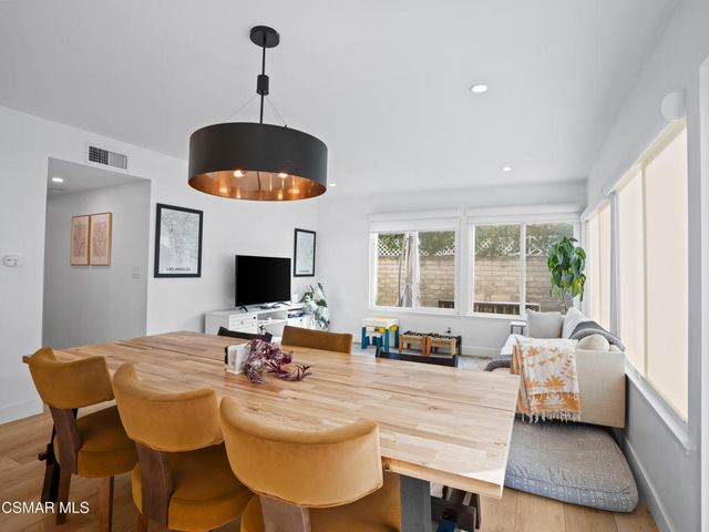 3848 Lucas Court, Simi Valley, CA 93063