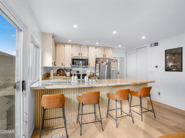 3848 Lucas Court, Simi Valley, CA 93063