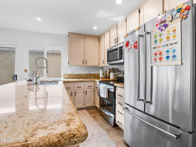 3848 Lucas Court, Simi Valley, CA 93063