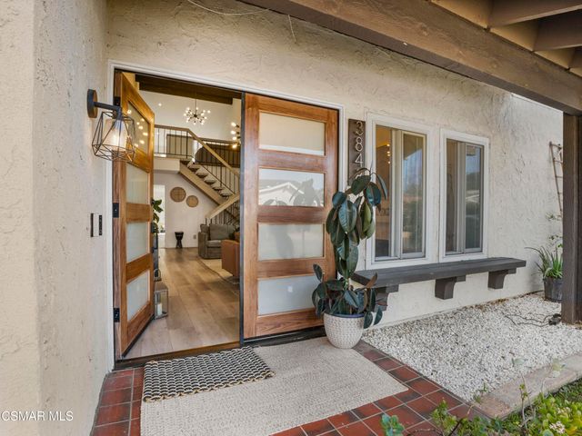 3848 Lucas Court, Simi Valley, CA 93063