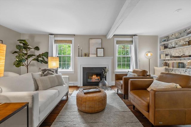 12112 N Wauwatosa ROAD, Mequon, WI 53097