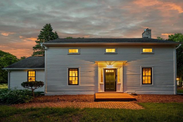 12112 N Wauwatosa ROAD, Mequon, WI 53097