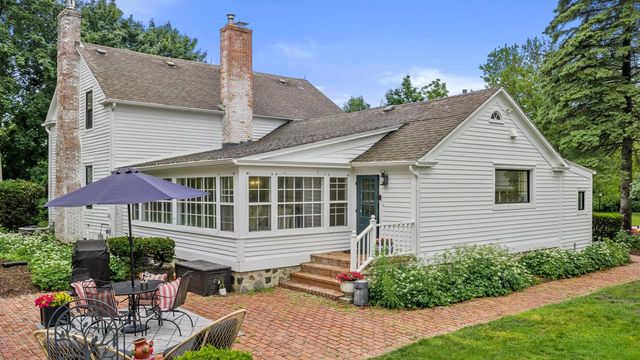 12112 N Wauwatosa ROAD, Mequon, WI 53097