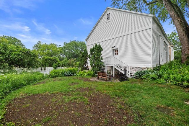 12112 N Wauwatosa ROAD, Mequon, WI 53097