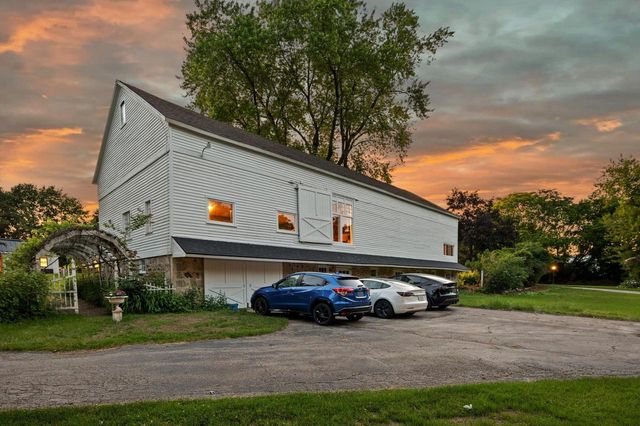 12112 N Wauwatosa ROAD, Mequon, WI 53097