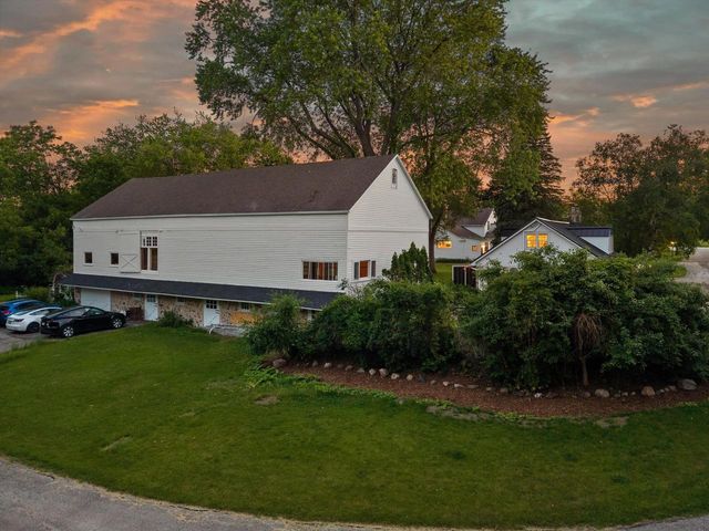 12112 N Wauwatosa ROAD, Mequon, WI 53097