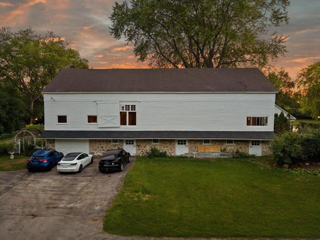 12112 N Wauwatosa ROAD, Mequon, WI 53097