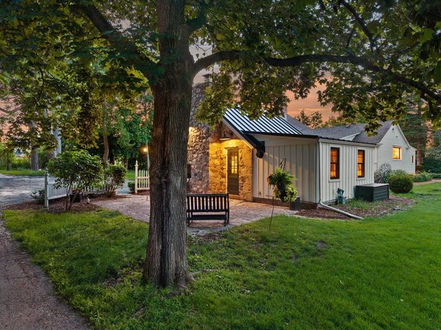 12112 N Wauwatosa ROAD, Mequon, WI 53097