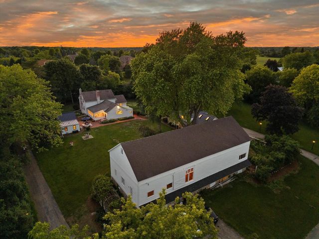 12112 N Wauwatosa ROAD, Mequon, WI 53097