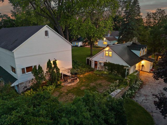 12112 N Wauwatosa ROAD, Mequon, WI 53097