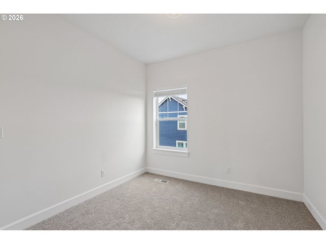 6992 Se SKIPPER Ln, Hillsboro, OR 97123