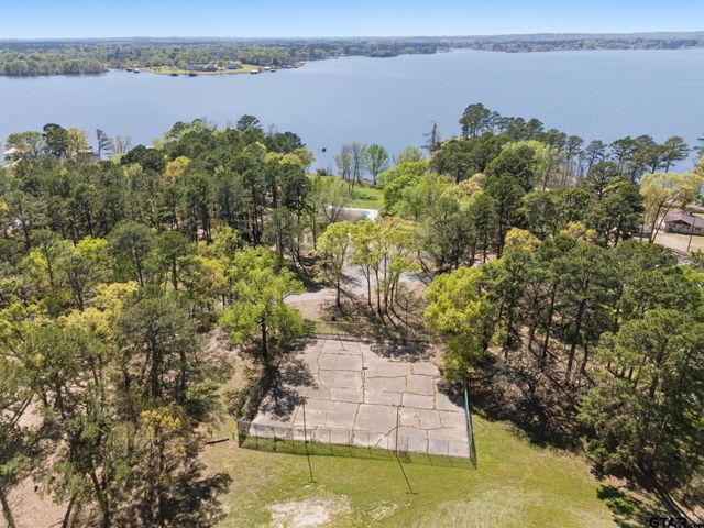 194 Debra Dr, Bullard, TX 75757