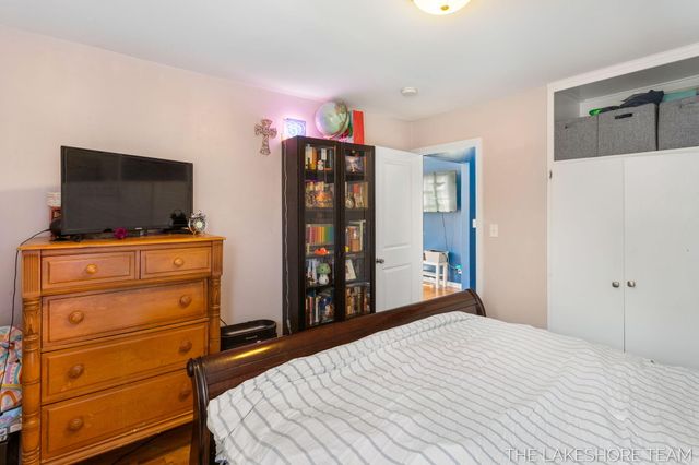 843 W 25th Street, Holland, MI 49423