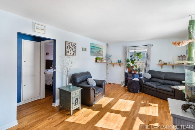 843 W 25th Street, Holland, MI 49423