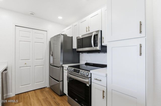 623 W Guadalupe Road 215, Mesa, AZ 85210