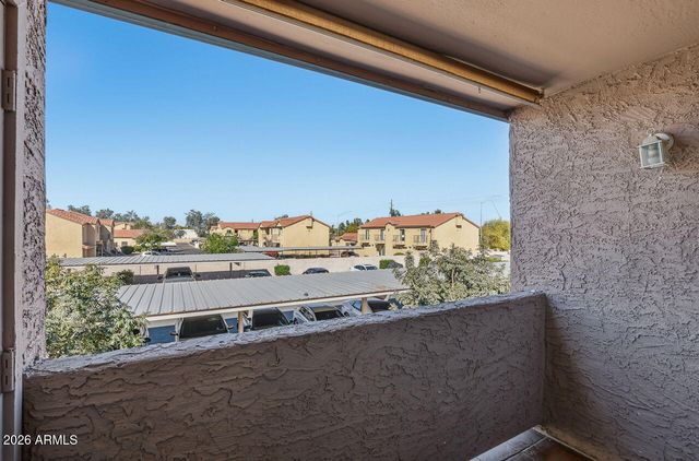 623 W Guadalupe Road 215, Mesa, AZ 85210