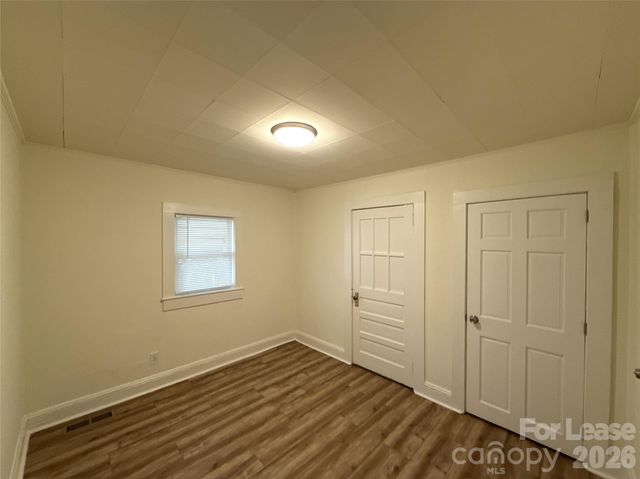 1907 E Elm Street, Gastonia, NC 28054