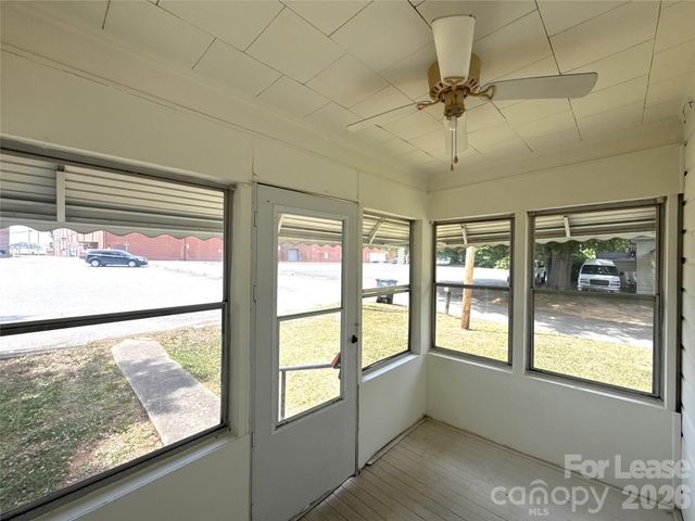 1907 E Elm Street, Gastonia, NC 28054