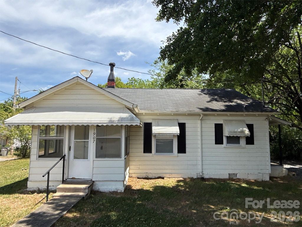 1907 E Elm Street, Gastonia, NC 28054