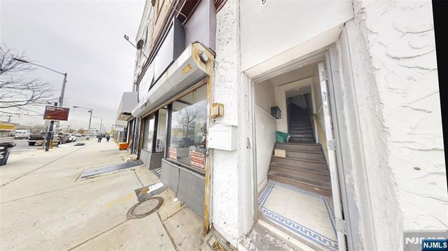 504 Springfield, Newark, NJ 07103
