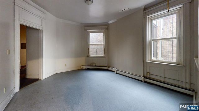 504 Springfield, Newark, NJ 07103