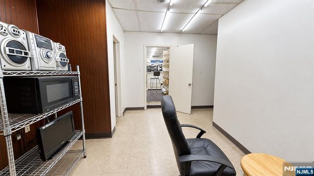 504 Springfield, Newark, NJ 07103