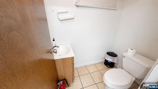 504 Springfield, Newark, NJ 07103