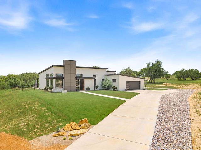 2088 Eagles Ridge Drive, Weatherford, TX 76087