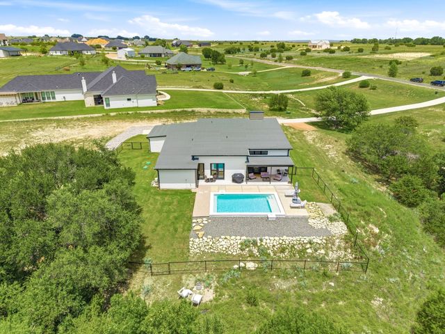 2088 Eagles Ridge Drive, Weatherford, TX 76087