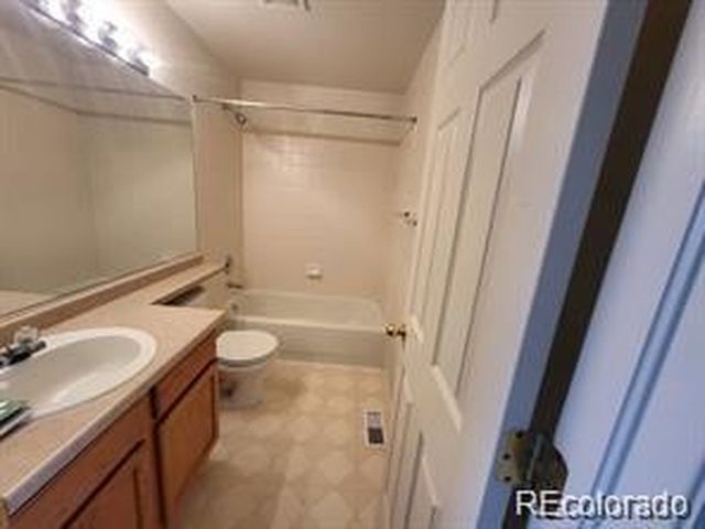 17932 E Baltic Pl, Aurora, CO 80013