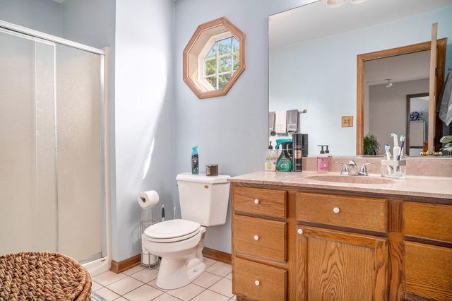 101 Ridgewood Lane, Dyer, IN 46311