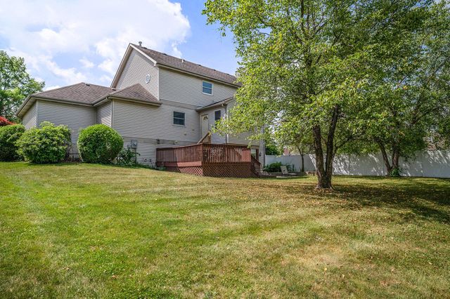 101 Ridgewood Lane, Dyer, IN 46311