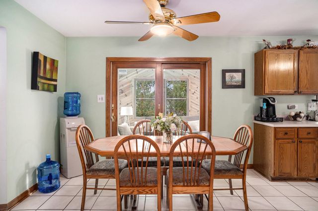 101 Ridgewood Lane, Dyer, IN 46311