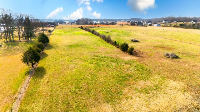 1993 Egypt Rd, Chapel Hill, TN 37034