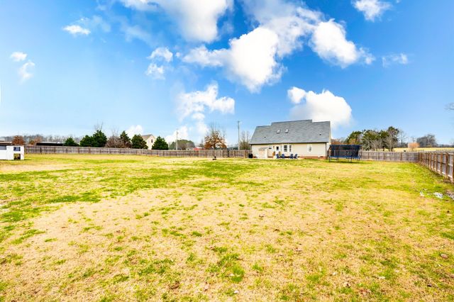 1993 Egypt Rd, Chapel Hill, TN 37034