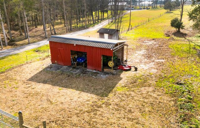 1993 Egypt Rd, Chapel Hill, TN 37034