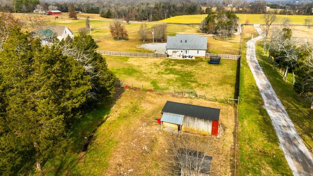 1993 Egypt Rd, Chapel Hill, TN 37034