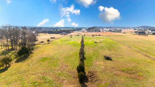 1993 Egypt Rd, Chapel Hill, TN 37034