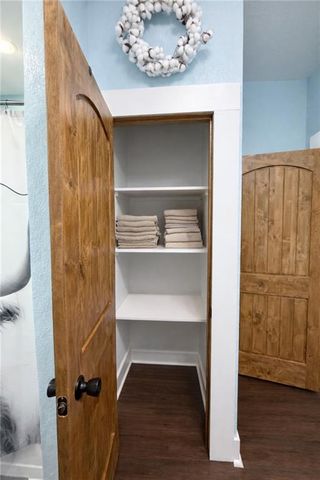 1044 SW 101St Road, Chilhowee, MO 64733