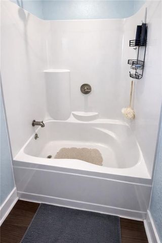 1044 SW 101St Road, Chilhowee, MO 64733