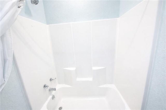 1044 SW 101St Road, Chilhowee, MO 64733