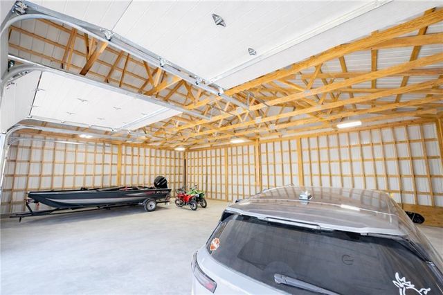 1044 SW 101St Road, Chilhowee, MO 64733