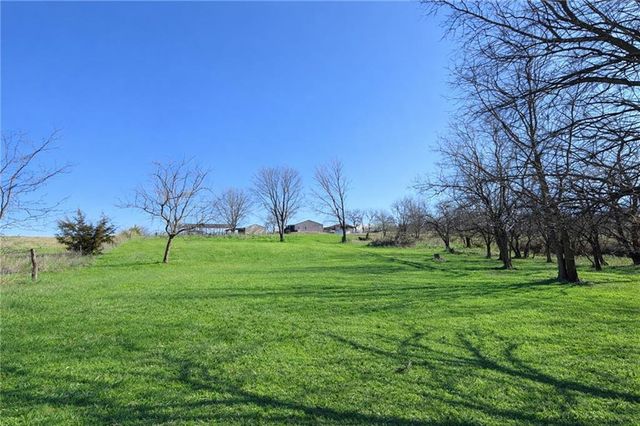 1044 SW 101St Road, Chilhowee, MO 64733