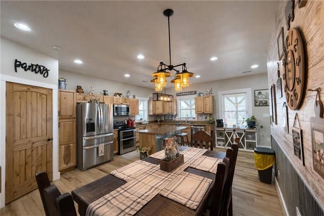 1044 SW 101St Road, Chilhowee, MO 64733