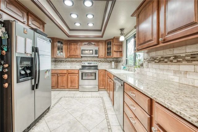 6189 N Cleo Avenue, Fresno, CA 93722