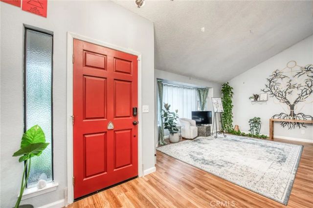 6189 N Cleo Avenue, Fresno, CA 93722