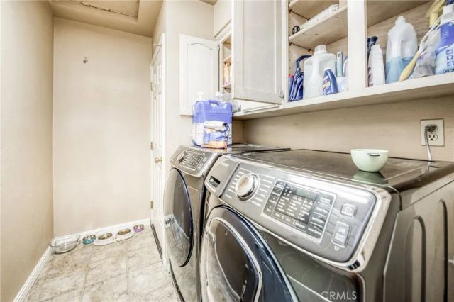 6189 N Cleo Avenue, Fresno, CA 93722