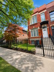 835 S Claremont Avenue, Chicago, IL 60612