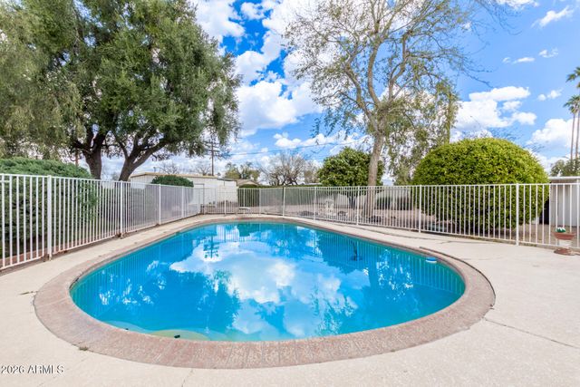 11827 N 65TH Place, Scottsdale, AZ 85254